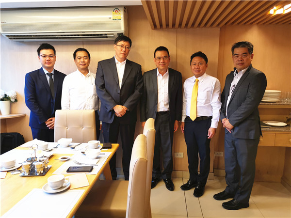 1573701146345704.jpg 与东盟创新巨头泰国暹罗皇家水泥集团-SCG-总裁润荣先生和高级辅导集体探求全面性合作.jpg